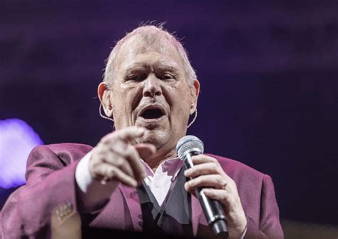 the charismatic voice john farnham